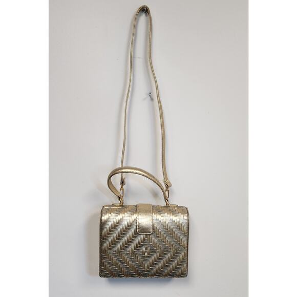 Gold Coast Gold/Metalic Woven Leather Design - Picture 2 of 10